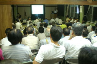 金子公民館で開催されたまちづくり校区集会の写真です。