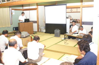 大島公民館で開催されたまちづくり校区集会の写真です。