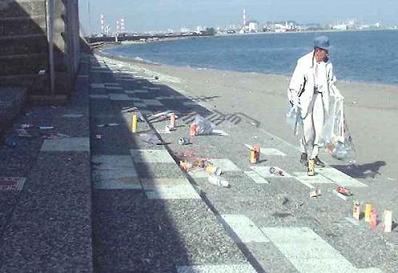浮島自治会による清掃活動の写真です