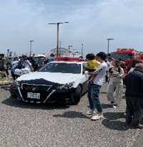 働く車（警察）