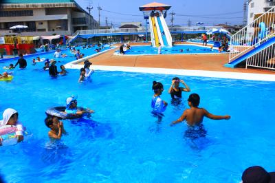 市民プール　フォト