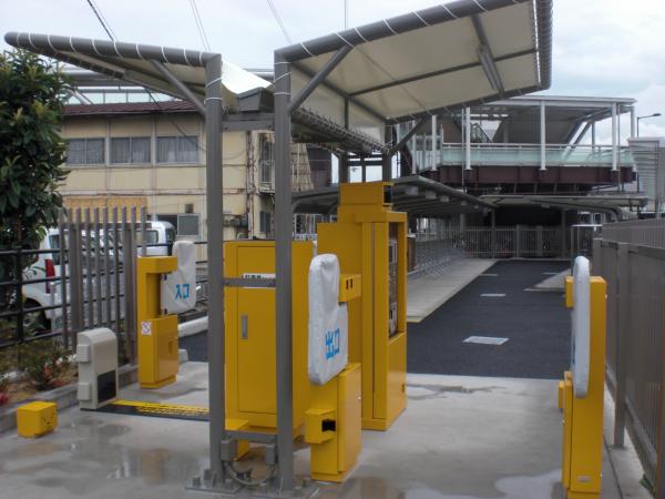 新居浜駅南口広場駐輪場外観