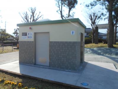 寿公園トイレ